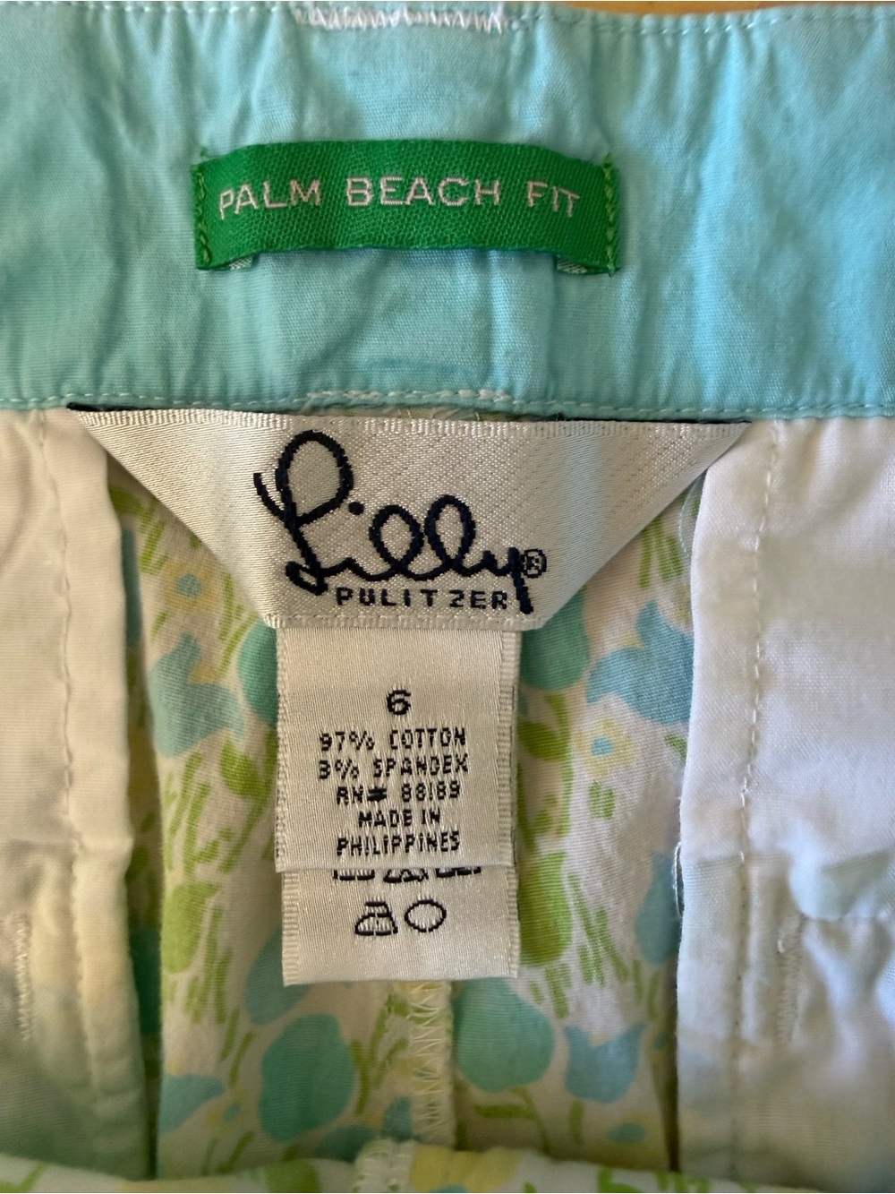 Lilly Pulitzer Palm Beach Fit Floral Print Bermuda Shorts Size 6 - Picture 4 of 8